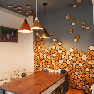 圆木头片原木年轮酒吧茶楼咖啡厅装饰墙面装修木片电视背景墙木片