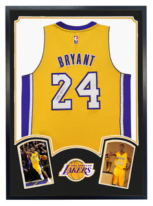 kobe科比亲笔签名球衣湖人24号主场篮球服装裱带证书珍藏