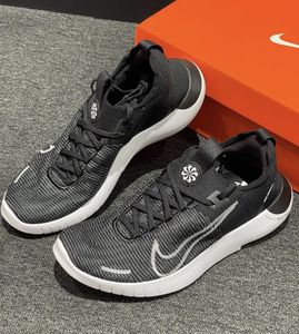 耐克/nike free 男子赤足轻便透气软底跑步鞋fb1276 1056