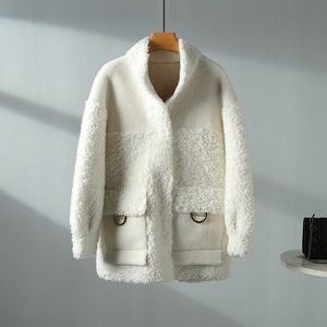 朝系列◆韩版小心机拼接款绵羊毛颗粒绒短外套女上品品牌女装22冬