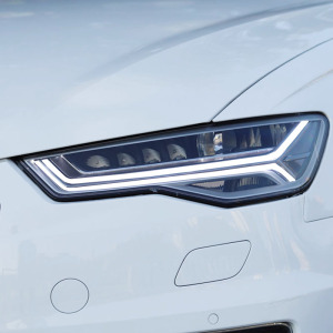 适用于奥迪a6l改装矩阵大灯12-18款新款流水a6l改装全led大灯总成