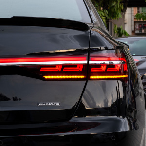 适用于19-21奥迪a6l贯穿尾灯改装a8尾灯总成c8流水一体式贯穿尾灯