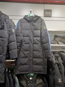 乔丹羽绒服