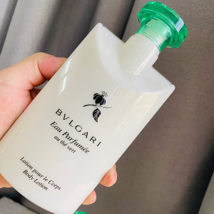 bvlgari宝格丽绿茶茗绿中性保湿滋润润肤乳润肤露身体乳200/300ml