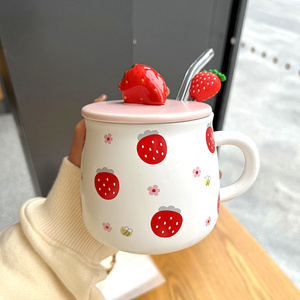 杯子草莓熊