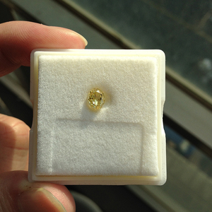 彩色异形椭圆型钻石1.02克拉钻 GIA裸钻黄钻彩钻FY fancy yellow