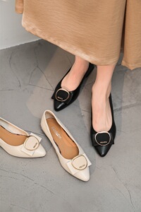 66顺2022新款真皮休闲软底浅口奶奶小香风春秋时尚百搭皮鞋女鞋