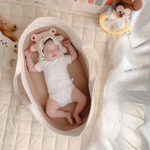 手提便携式婴儿睡篮新生儿出院提篮宝宝车载外出安全篮床中床摇篮