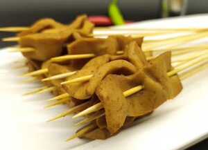 豆干小串铁板串油炸串烧烤串商用五香百叶豆腐小串1000串一件