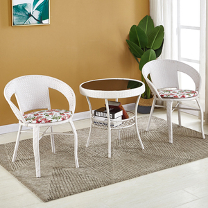 阳台小茶几简约现代卧室休闲藤编白色钢化玻璃小圆桌椅子组合2人