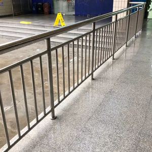 上海楼梯扶手安装阳台庭院不锈钢圆管焊接栏杆护栏简约现代扶手