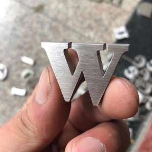 不锈钢金属电镀玫瑰金钛金仿古拉丝镜面背景墙实心字定制广告定做