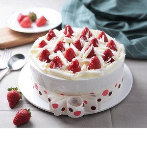 冰淇淋水果蛋糕