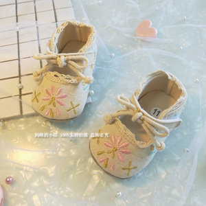 春秋0-1岁0-6-12个月女宝宝软底学步鞋婴幼儿鞋子绣花布鞋8-9个月