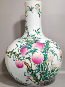 清代乾隆粉彩九桃天球瓶 古玩古董官窑老货旧货瓷器摆件