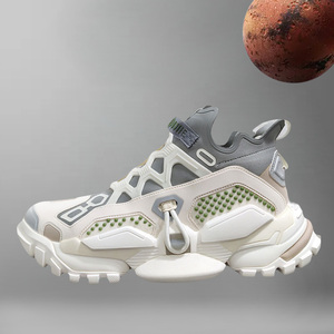 中国李宁巴黎时装周重燃男女速干透气轻便减震防滑休闲鞋 agbq102