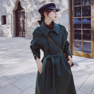 墨绿色赫本风毛呢大衣女冬中长款加厚2020新款爆款气质双面仿羊绒