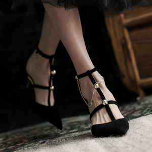 真皮中空凉鞋女扣带绒面2021夏季新款黑色绑带细带磨砂高跟鞋细跟
