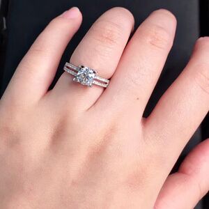 18k金双戒臂牛头钻戒30分50分钻石女戒指1克拉结婚显钻四爪正品