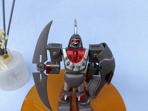 铁甲小宝玩具鲨鱼辣椒