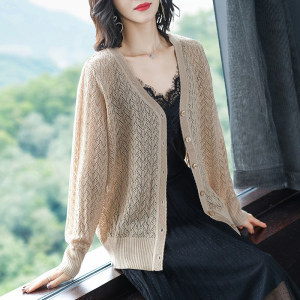 冰丝开衫薄款女夏季宽松镂空外搭妈妈春秋装针织衫上衣外套空调衫