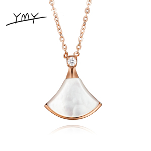 ymy 白色小裙子项链