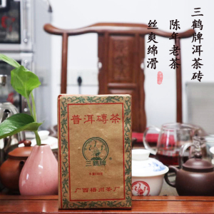 六堡茶三鹤牌