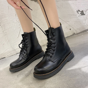 春季日系复古八孔马丁靴女韩版百搭英伦学生机车ins网红瘦瘦短靴
