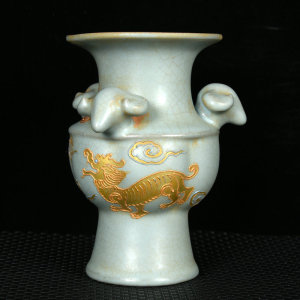 宋汝瓷青釉宣和元年清凉寺御制款珐华彩描金麒麟纹三羊尊