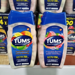 现货 加拿大进口tums孕妇钙片老人抗胃酸咀嚼钙片补钙水果味100粒