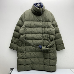 聚酯纤维面料棉服女