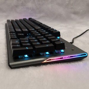 zidli磁动力zk3光轴机械键盘网吧网咖游戏发光键盘插拔式防水键盘