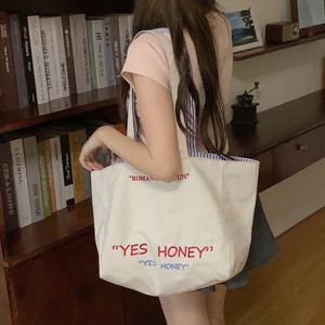 脏坨坨【YES甜心】韩系大容量字母刺绣帆布包女正反双面条纹布包