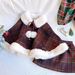 女童秋冬套装2023新款洋气圣诞红格子儿童斗篷外套短裙加绒两件套