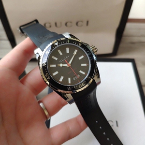 代购gucci古驰手表 时尚黑水鬼运动橡胶表带夜光石英男表ya136204