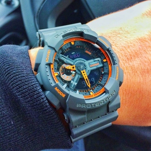 卡西欧g-shock正品手表灰橙运动户外防水双显男表腕表ga110ts-1a4