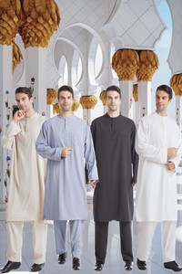 巴基斯坦中东新款民族MU斯林男士长袍套装纯色四季款两件套礼拜服