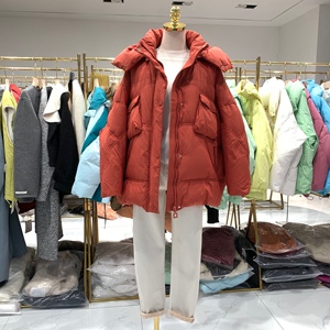 米索美素羽绒服