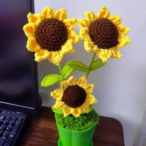 成品毛线花手工向日葵假花仿真花办公桌摆件饰品餐桌花卉家饰礼物
