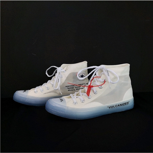 匡威联名款鞋透明