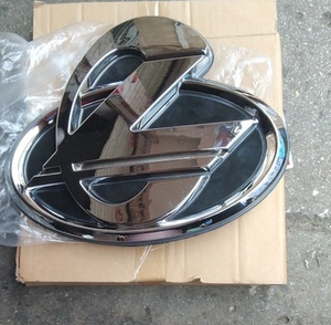 柳汽乘龙汽车h7/h5/m7/t7t5h6发光车标大标镀铬老款改装乘龙商标