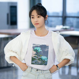 乌鸦小姐与蜥蜴先生邢菲姜小宁同款衣服玫瑰花夏季漂亮短袖t恤女