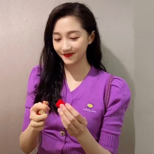 关晓彤金婧同款短款毛衣小外套女泡泡袖紫色上衣春秋外搭针织开衫