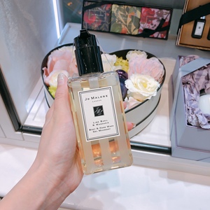 现货jomalone祖玛珑英国梨 蓝风铃 海盐 红玫瑰 沐浴露 250ml