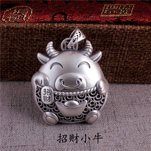 复古纯银小牛吊坠 十二生肖牛年 s999足银饰品 3d本命年红绳挂坠