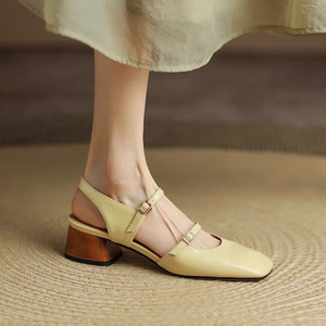 纳瑟法式复古方头包头凉鞋女粗跟中跟后空单鞋淡黄色玛丽珍鞋夏季