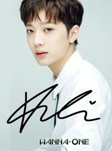 6寸  赖冠霖      亲笔签名照片3      号