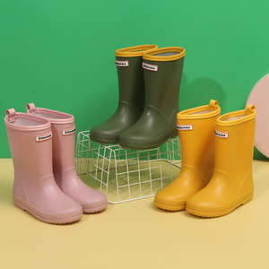 日本儿童雨鞋防滑男童新款雨靴小孩冬季棉套保暖水鞋中筒女童胶鞋