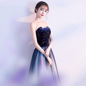 抹胸礼服星空裙