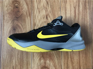 95新nike kobe venomenon 3 科比毒液3代 41码篮球鞋男二手555073